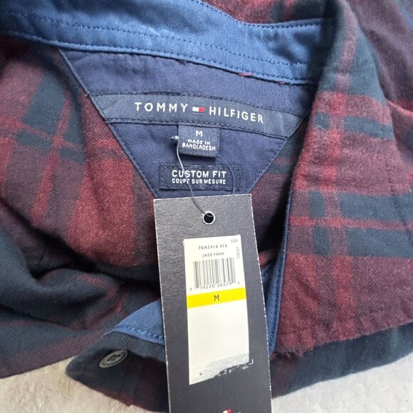Tommy Hilfiger Mens Custom Fit Long Sleeve Button Up Plaid Shirt Medium Red New - Picture 3 of 7